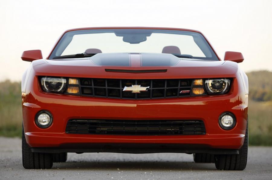  Chevrolet Camaro SS Convertible 2011 года  (фото 19 из 43)